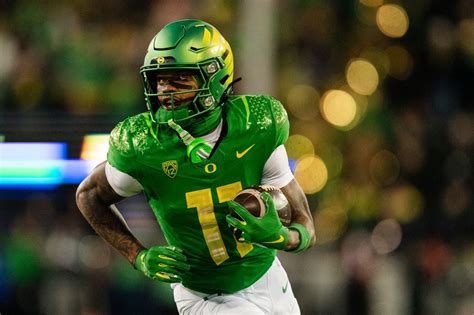 Oregon’s Jackson Powers-Johnson, Troy Franklin named FWAA All-Americans - oregonlive.com