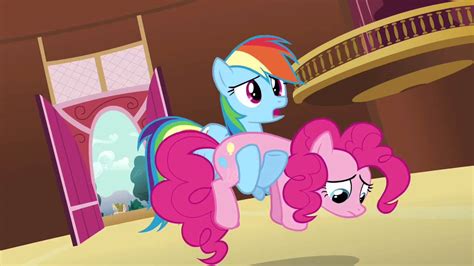 Rainbow Dash finds one more Pinkie Pie - YouTube