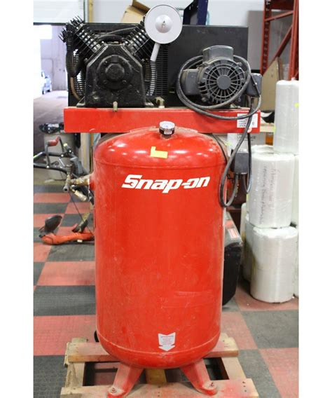 SNAP-ON 220V AIR COMPRESSOR