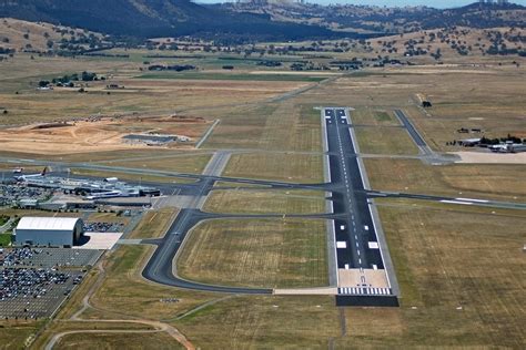 Why Do Some Airports Have Unusually Long Runways? » Science ABC