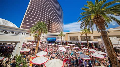 Las Vegas' splashy pool season is open. Here are five places to party ...