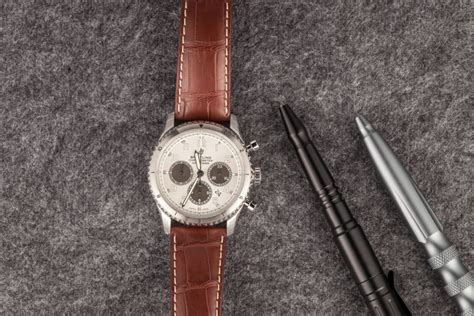 Breitling Pilot Watches Buying Guide | Bob's Watches