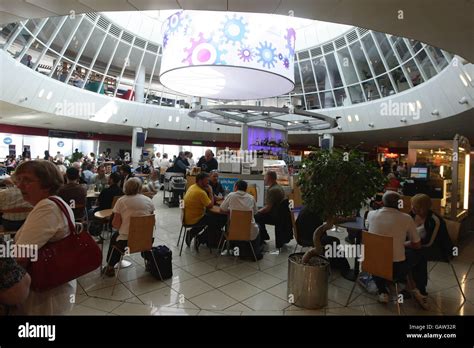 Manchester airport terminal 3 hi-res stock photography and images - Alamy