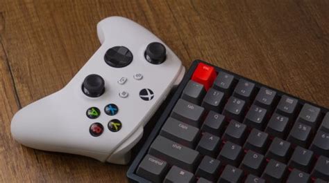 How To Use A Keyboard And Mouse On The Xbox Series X - SlashGear ...