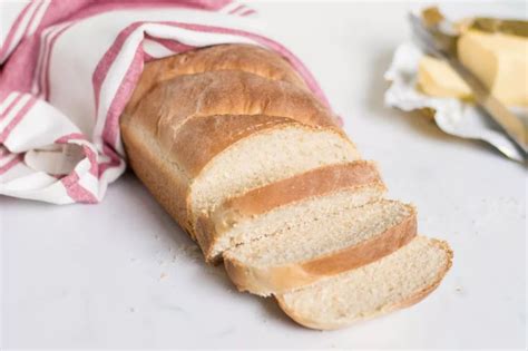 21 Easy Yeast Bread Recipes