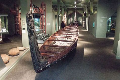 Maori canoe (waka) in the Otago Museum, 2016-01-29 - Waka (canoe) - Wikipedia Mergui Archipelago ...