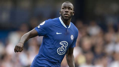 Kalidou Koulibaly vows to win back Chelsea spot after Graham Potter ...