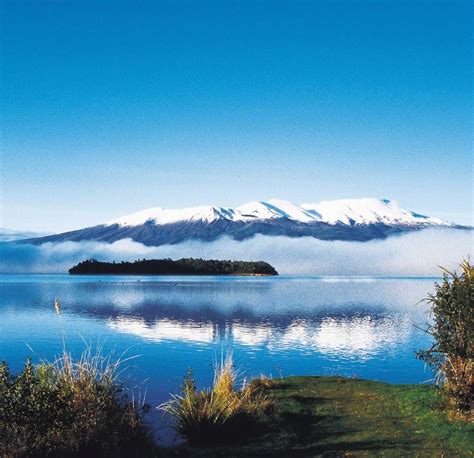 Top Places to Go Lake Taupo & Activities - Found The World