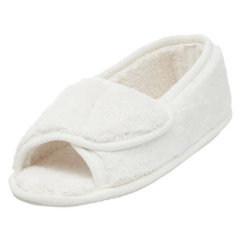 The Best Diabetic Slippers For Women