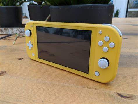 Nintendo Switch Lite Review: A slice of portable gaming brilliance