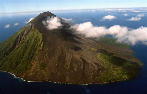 Global Volcanism Program | Lopevi