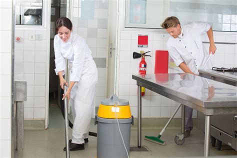 Keeping Your Restaurant Kitchen Floors Clean