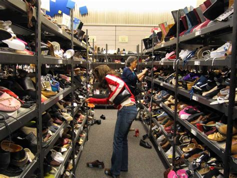 6 Things To Keep In Mind Before Buying New Shoes - Homemaking.com ...