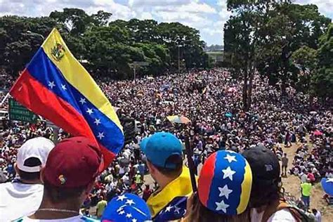 Por qué Venezuela es una dictadura - Dejusticia