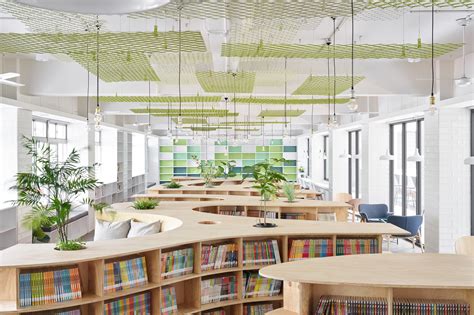 Hankou Junior High School Library / TALI DESIGN | ArchDaily