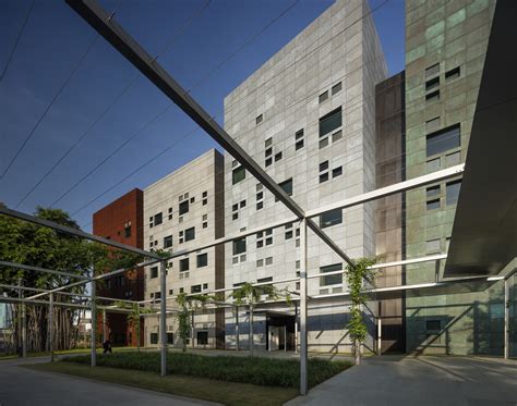 Gallery of New Australian Embassy Jakarta / Denton Corker Marshall - 14