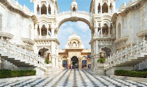 3-Day Mathura, Vrindavan, Gokul Spiritual Tour - Including Govardhan ...