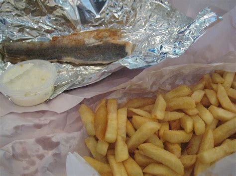Grilled Fish and Chips | Lorne Fish & Chips, Lorne, Victoria… | Flickr