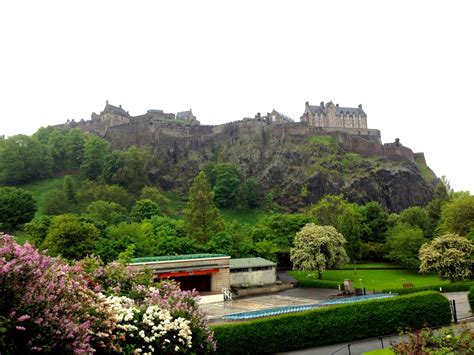 Edinburgh Castle, Edinburgh holiday accommodation from AU$ 147/night ...