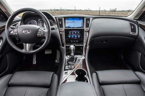 2016 INFINITI Q50 Interior Pictures