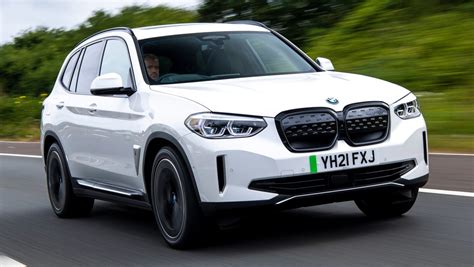 New BMW iX3 2021 review | Auto Express