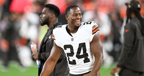 Fantasy Alert: Nick Chubb Expects to Catch More Passes in Browns' Offense in 2023 | News, Scores ...