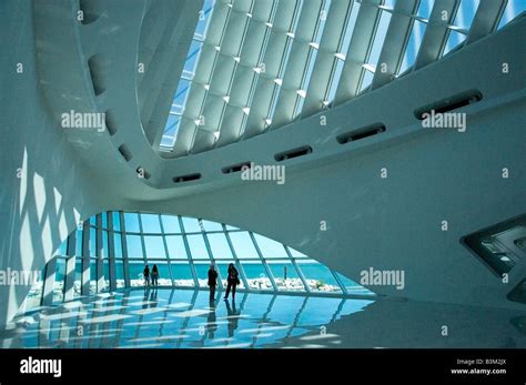 Milwaukee Art Museum Interior Stock Photo - Alamy