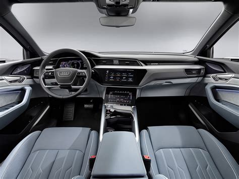 Audi e-tron Sportback 55 quattro Cockpit - Scheidweg-Garage AG