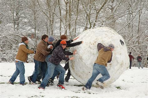 Fun Snow Games to Play