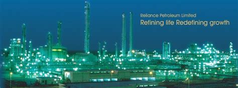 The petroleum crude oil refinery owned by Reliance Industries at ...