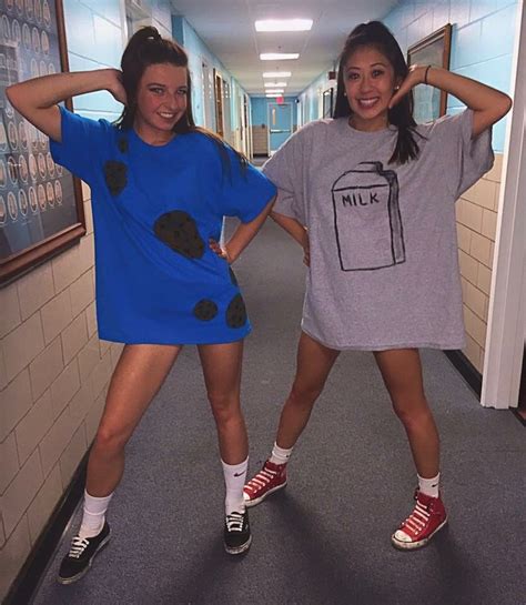 Best friend Halloween costume | Halloween costumes friends, Best friend ...