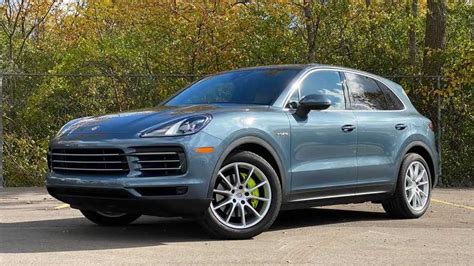 Porsche Cayenne E-Hybrid News and Reviews | Motor1.com