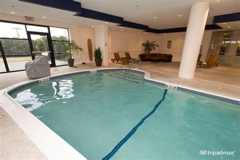 The Westin Waltham Boston Pool: Pictures & Reviews - Tripadvisor