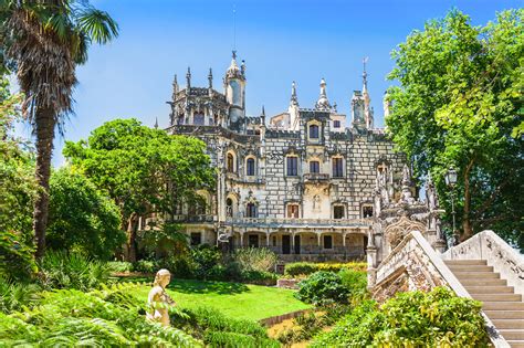 Monuments tour in Sintra from Lisbon – Ideal for Families | Sintra Tours