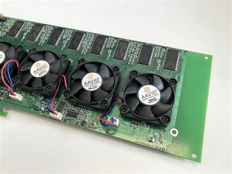 Legendary 3dfx Voodoo 5-6000 shown off, 4-way SLI on a SINGLE BOARD ...