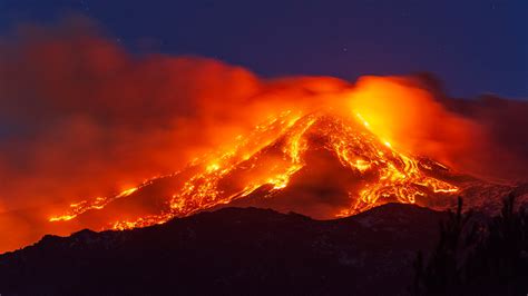 Mount Etna in Italy erupts twice in 48 hours | Southern Maryland Community Forums