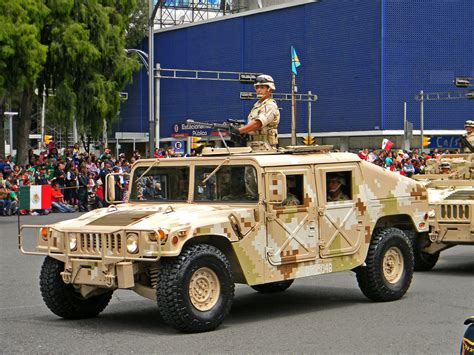 Defensa y Armas: El Ejército mexicano adquirirá 1.359 Humvee en 2019