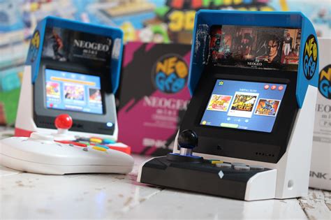 Hardware Review: SNK Neo Geo Mini International Edition - Different Design, Different Games ...