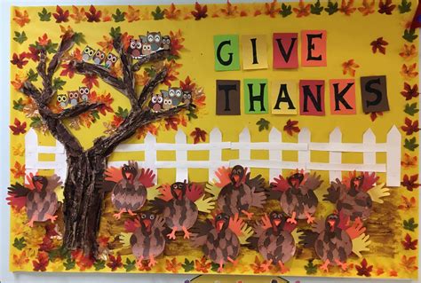 THANKSGIVING Bulletin Board For Preschool classroom decorations/ … | Thanksgiving bulletin ...