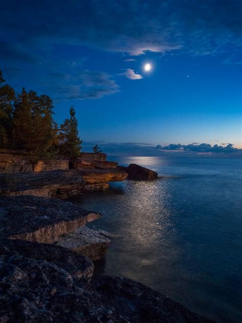 8 Tips for Moonlit Landscape Photography - creative island photography