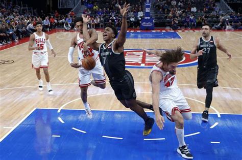 Pistons defeat Bulls to extend winning streak to four - mlive.com