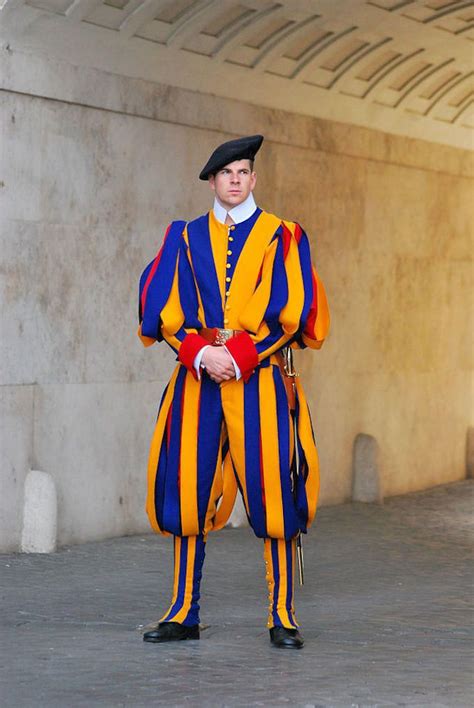 Swiss Guard on Fleek Beauty Army, Swiss Guard, Men's Uniforms, Police, Uniformed Services ...