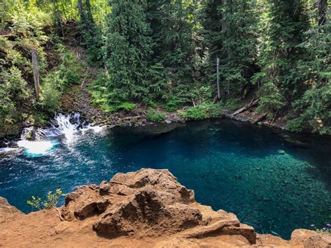 Blue Pool/Tamolitch Pool - Hike Oregon