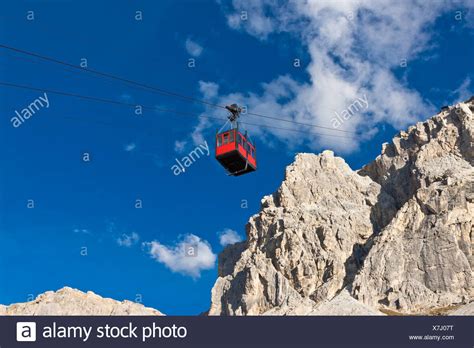 Lagazuoi Cable Car High Resolution Stock Photography and Images - Alamy