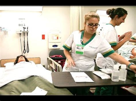 USF College of Nursing-Virtual Simulation Center for Excellence - YouTube