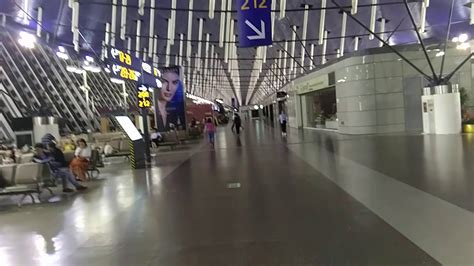 Pudong International Airport Terminal 2 night view - YouTube