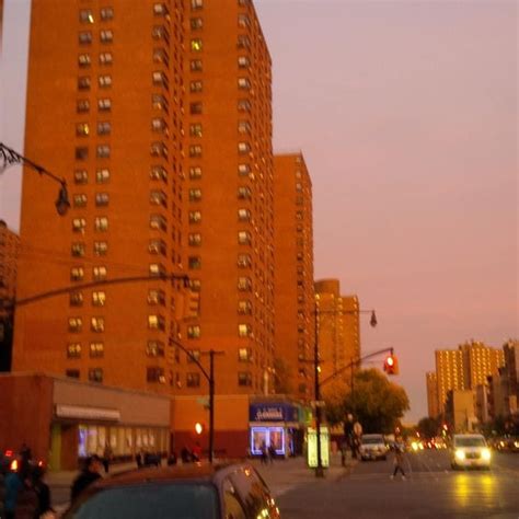 Franklin Plaza Apts - Building in New York