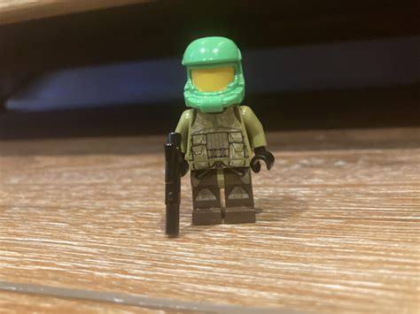 My Halo custom lego mini figures : r/halo