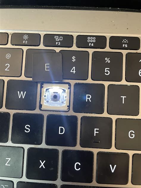 MacBook Pro 2017 Keyboard - repair busted key? (post Keyboard Service Program) : r/macbookpro