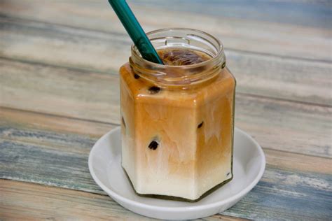 Easy Iced Oat Milk Honey Vanilla Latte Recipe - Baked, Brewed, Beautiful